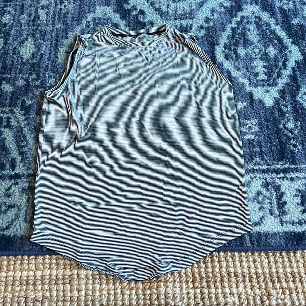 Womens lululemon striped tank top muscle